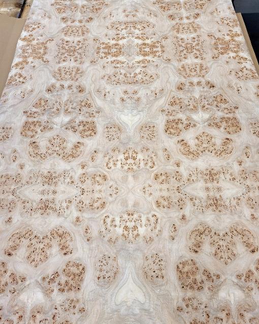 Bilder 3+4: Richtig zusammengef�gt k�nnte man manches Furnierblatt als indivi...